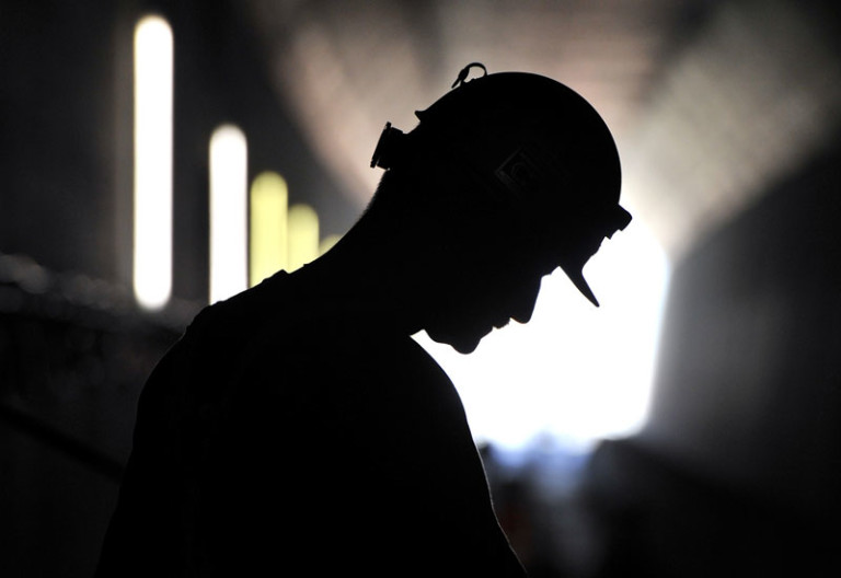 Construção civil reage nos negócios atuais, mas o futuro continua incerto