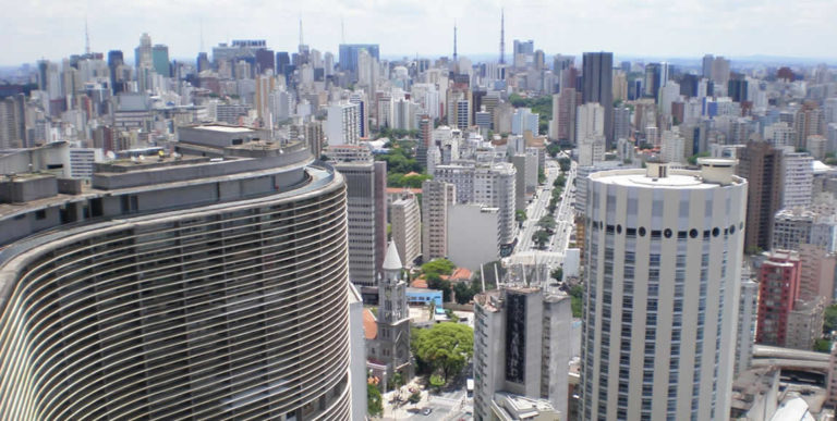 Mercado imobiliário deve crescer 10% neste ano, acredita Secovi-SP