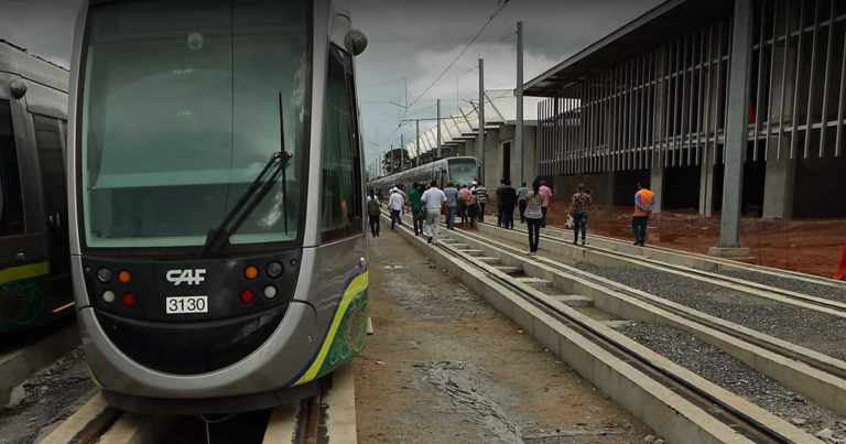 Copa da Rússia chegou e Brasil ainda não terminou 41 obras da Copa de 2014