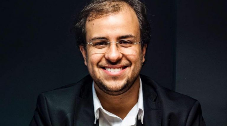 Ele fatura r$ 3,5 milhões encontrando o pedreiro ideal para a sua obra