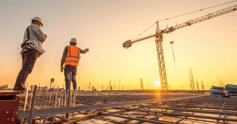 Construção civil retoma o crescimento e espanta o desemprego