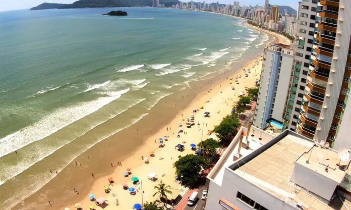Mercado imobiliário: Balneário Camboriú tem o metro quadrado mais caro do Brasil em 2025