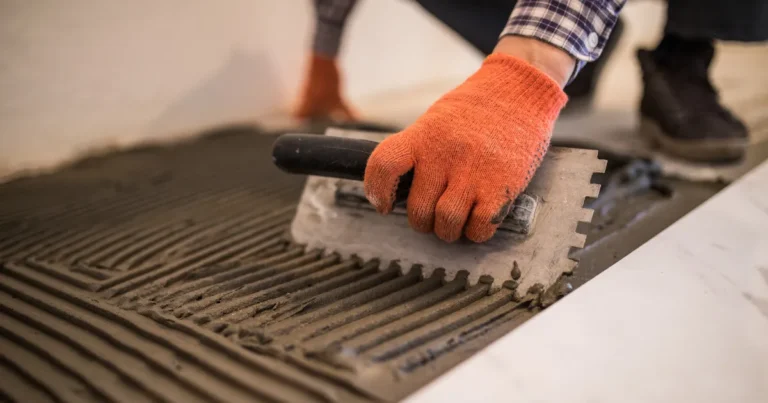 Detergente misturado ao cimento funciona? Entenda efeito “bolha” na argamassa